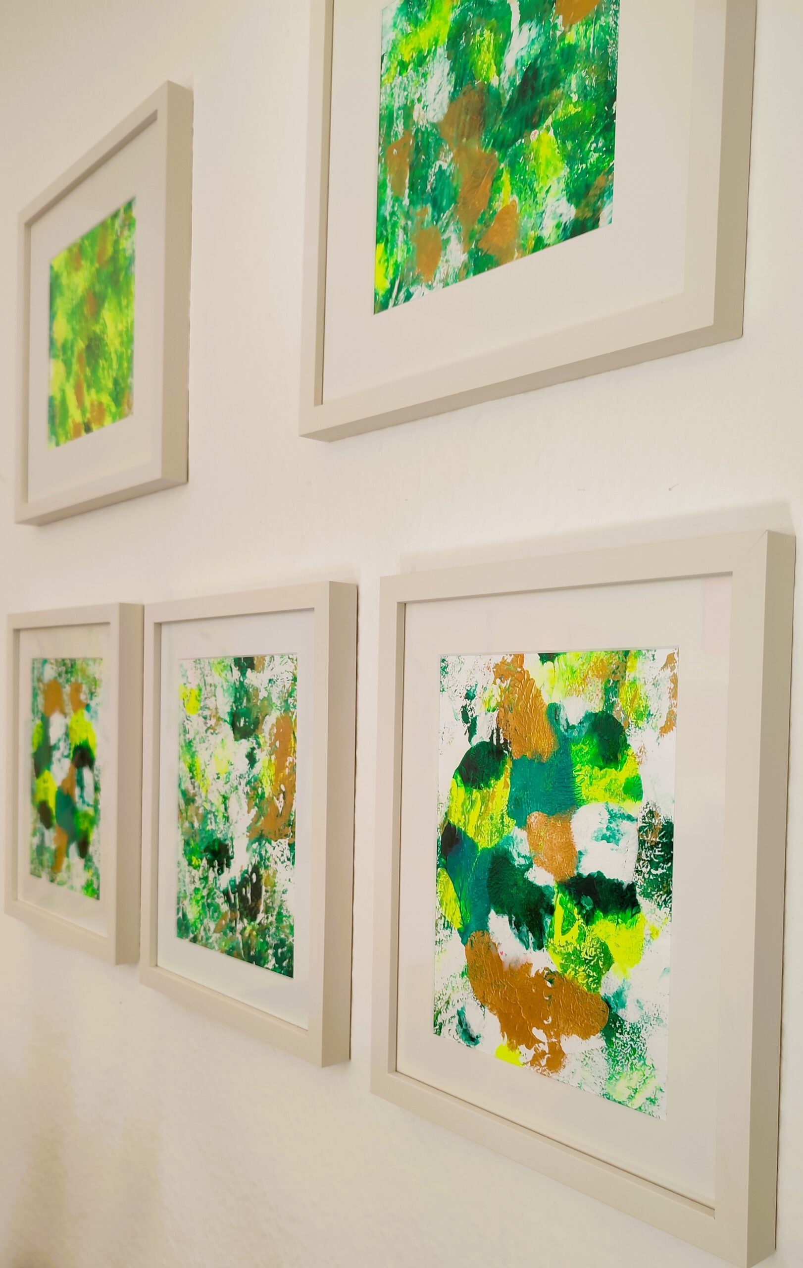 Gerahmte Unikate in unterschiedlichen Größen